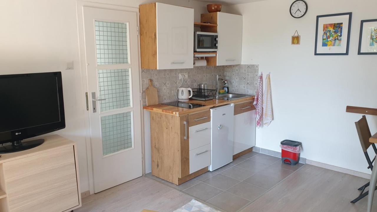 Zest Apartment Crikvenica Buitenkant foto